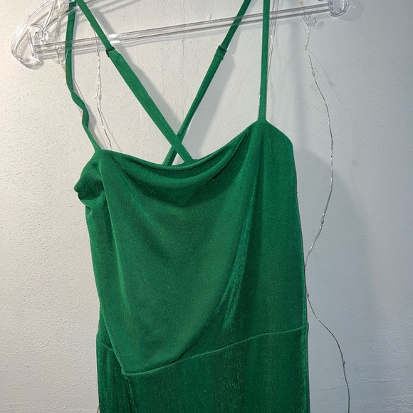 Womens size XL dress with slits and tie back NWT - Picture 6 of 9